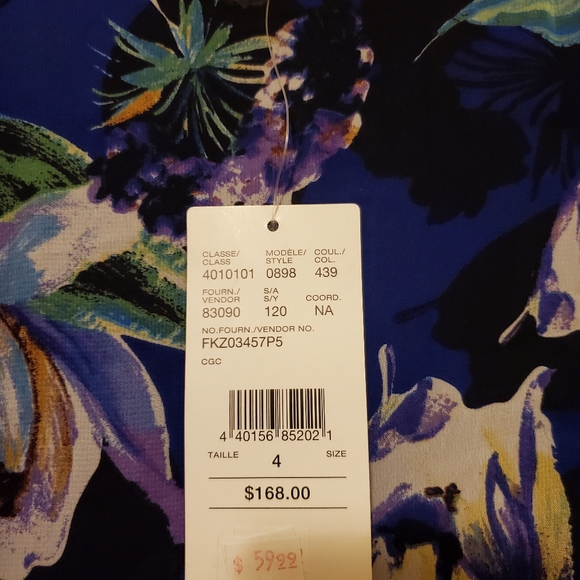 Dress - Picture 1 of 3